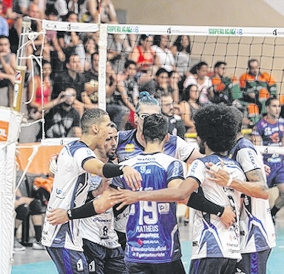 Monte Cristo encerra primeira fase da Superliga B