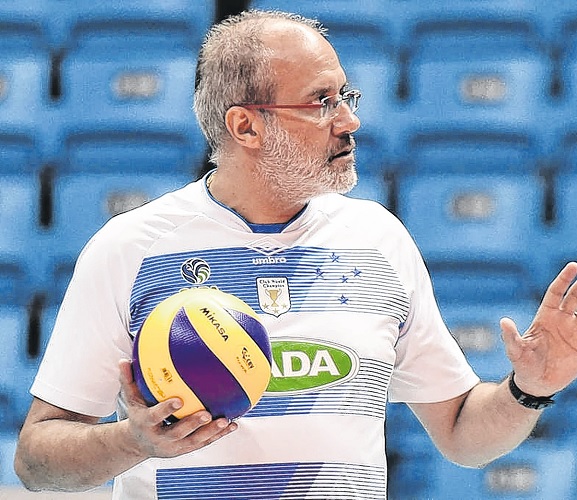 Sesi desafia campeão Cruzeiro em primeiro jogo da final