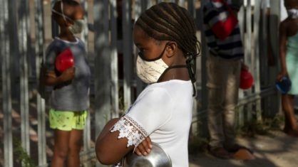 Escolas do mundo sem instalações para lavar as mãos somavam 43% em 2019