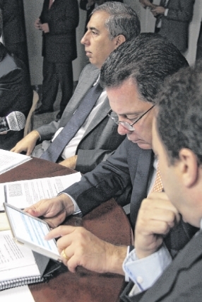 Marconi avança em parceria  com municípios