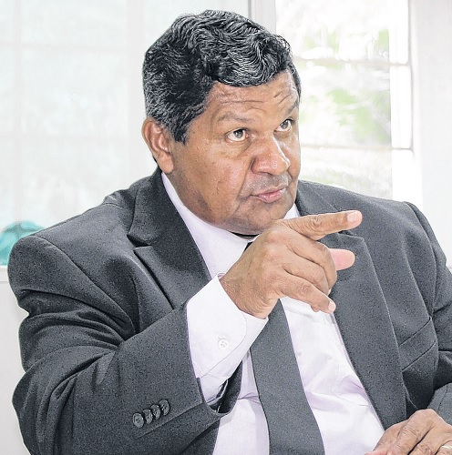 Um índio quer governar Goiás