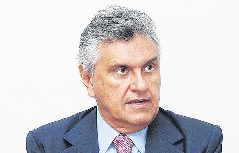 Juiz decreta bloqueio de bens de dirigentes do Estado
