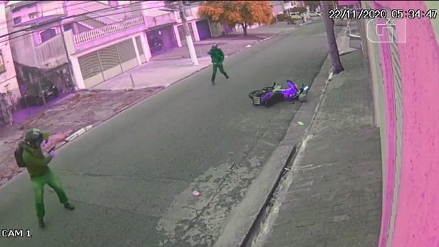 Policial atira em suspeito durante tentativa de assalto