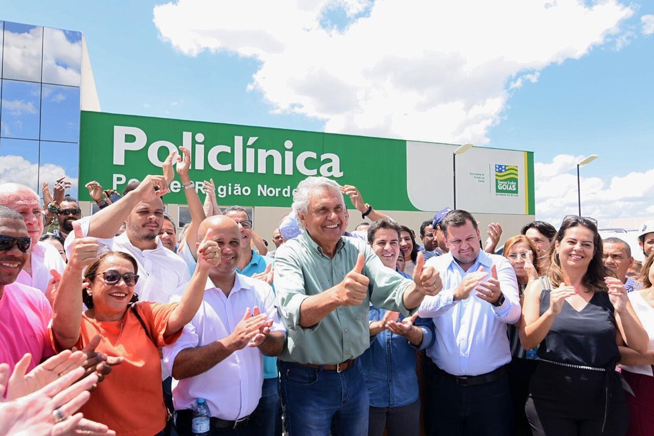 Parlamentares ressaltam confiança e eficiência de Caiado com inauguração de Policlínica de Posse