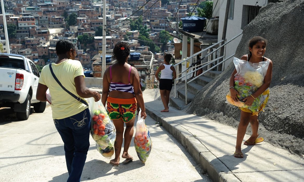 Conab inicia hoje leilão para compra de itens de cestas básicas