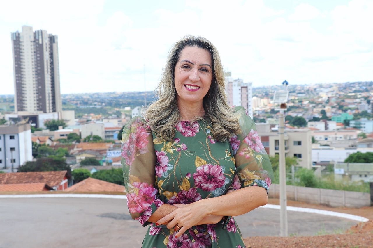 "Falta de emprego é um indutor da criminalidade", diz a pré-candidata Professora Edna