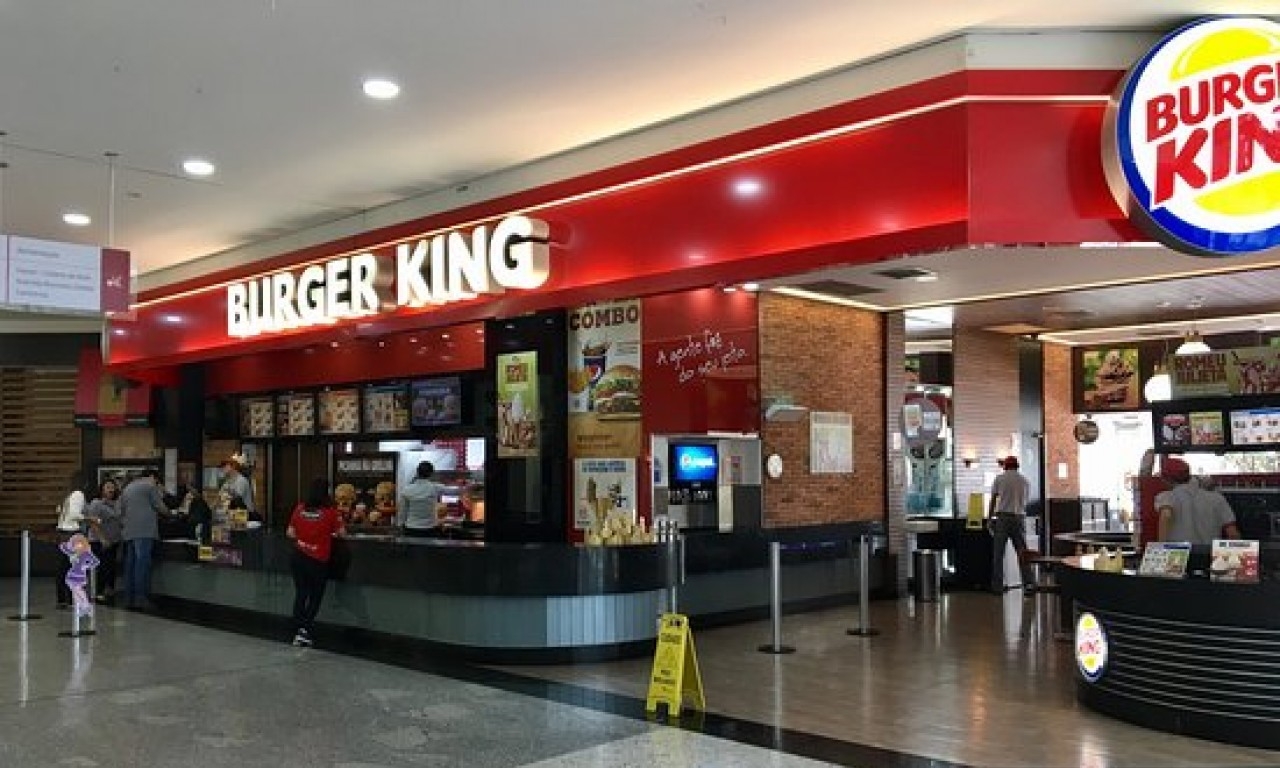 Burguer King é condenado a pagar R$ 1 milhão em indenização para 586 funcionários em Goiânia