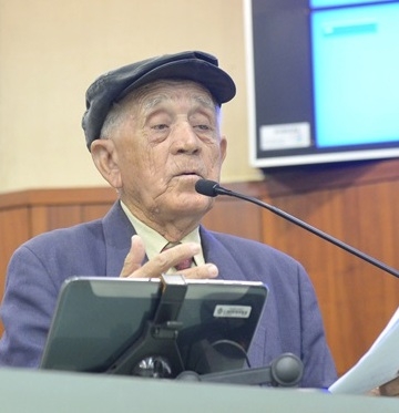 O grão-mestre do jornalismo cultural e da publicidade