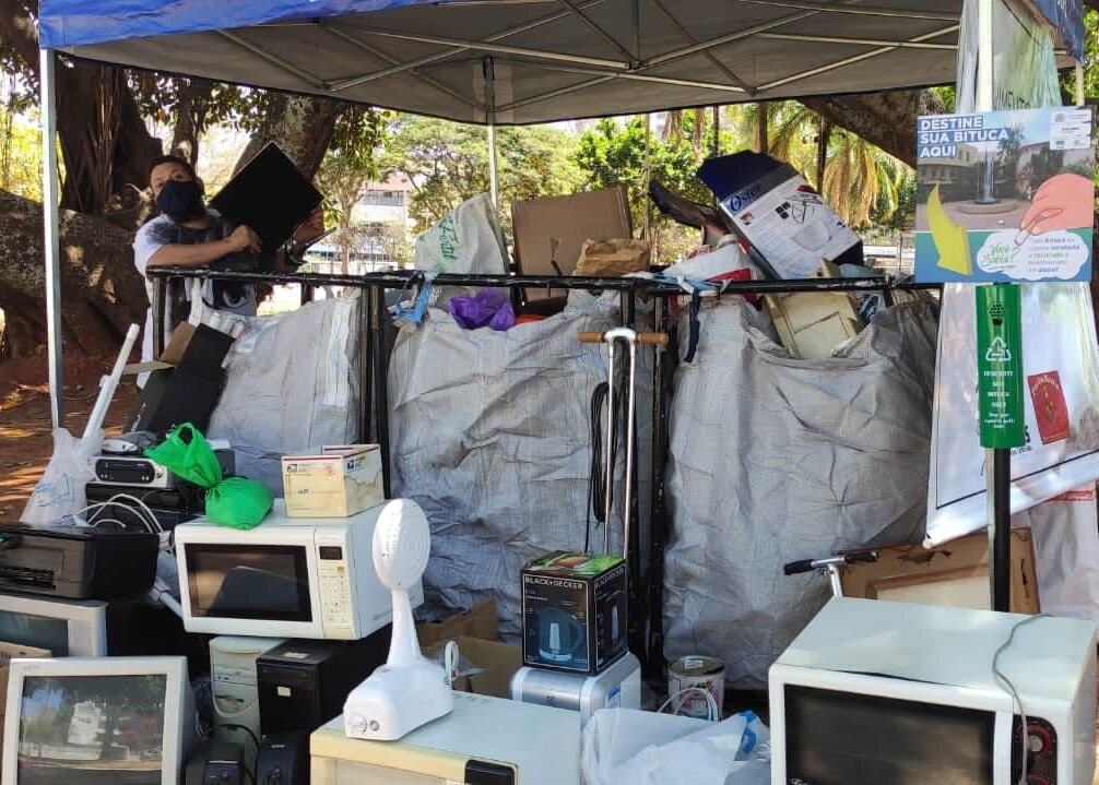 Drive-Thru de recicláveis no Parque Bernardo Élis