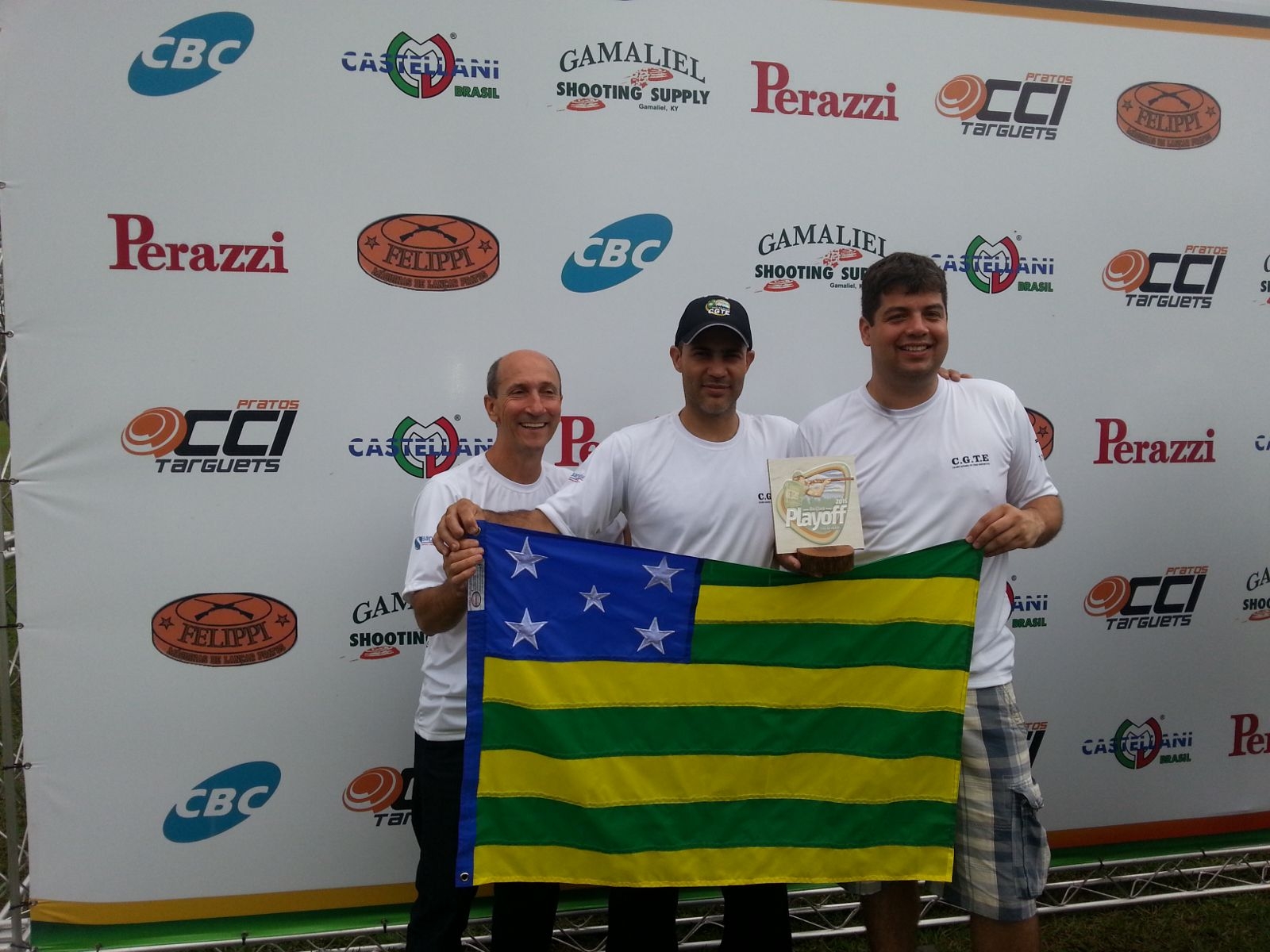 Atiradores goianos recebem homenagem