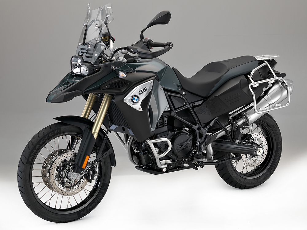 Versão Adventure da BMW F 800 GS ganha nova silhueta e mais tecnologia