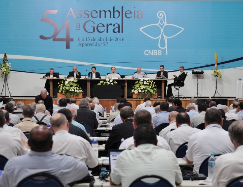 Bispos defendem reforma política para solucionar a crise