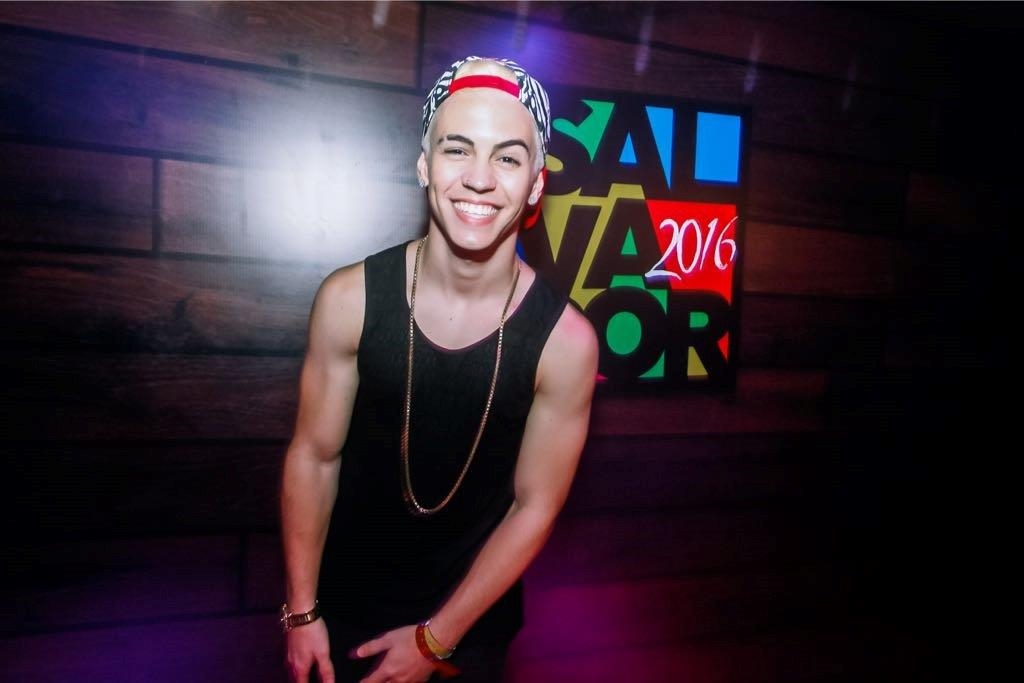 Biel pede desculpas para repórter e fãs em vídeo