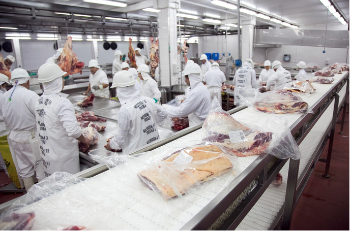 Países podem aumentar impostos sobre carne vermelha para barrar o aumento no consumo