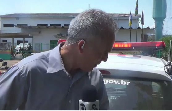 Repórter da Globo é atingido por viatura da PM durante transmissão ao vivo. Veja o vídeo