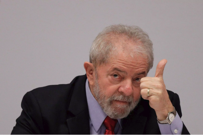 Presidente do TRF4 mantém prisão de Lula