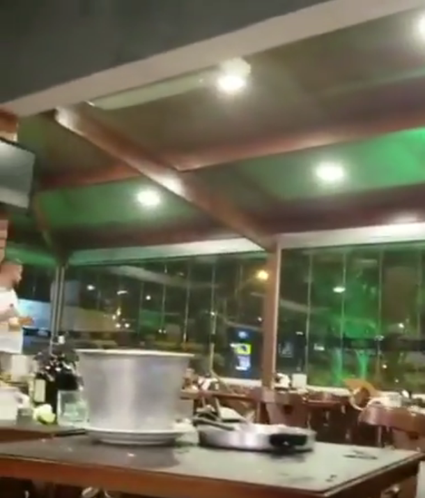 Homem atira contra bar lotado; Vídeo
