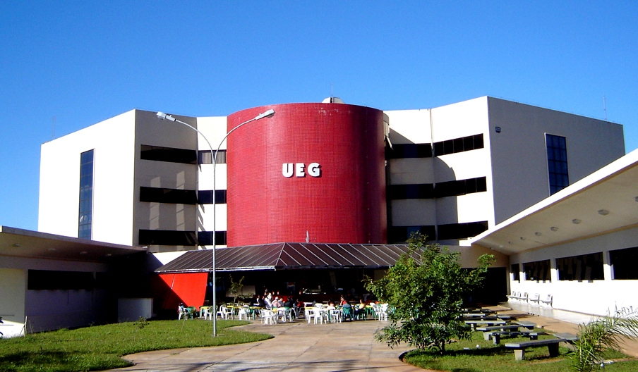 Gerir uma instituição como a UEG