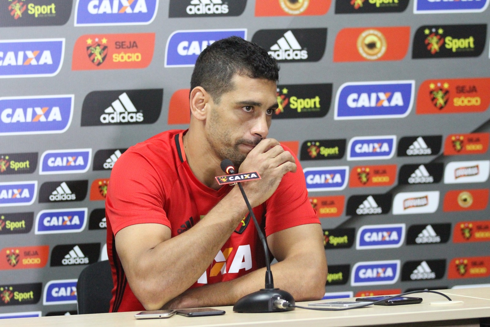 Diego Souza se reapresenta e desabafa