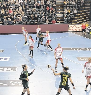Brasil perde e terá decisão contra Montenegro
