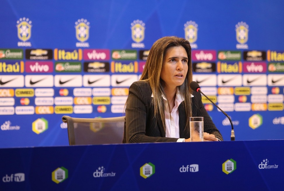 Emily Lima faz primeira lista para treinamentos