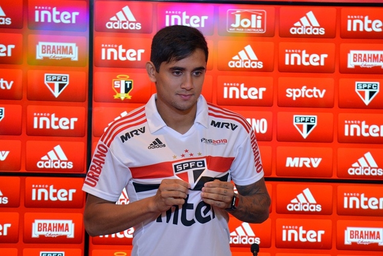 Agregando ao elenco