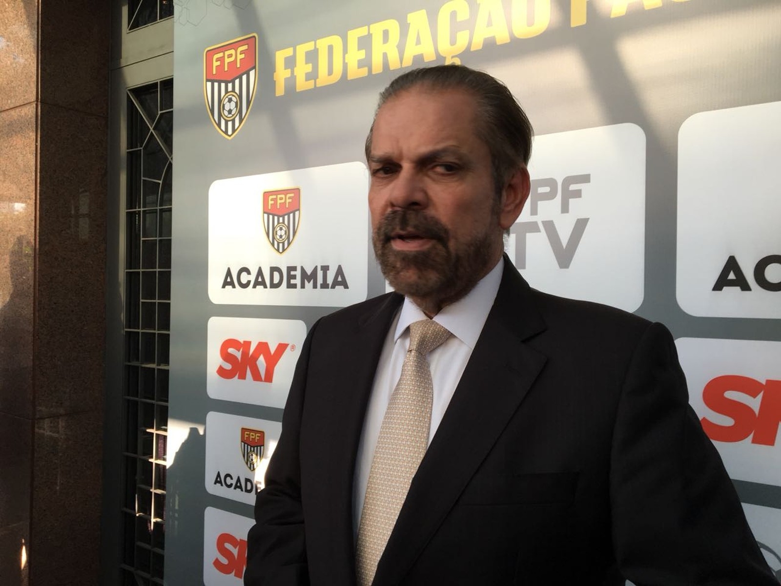 Novo presidente da FPF quer árbitro de vídeo em 2019