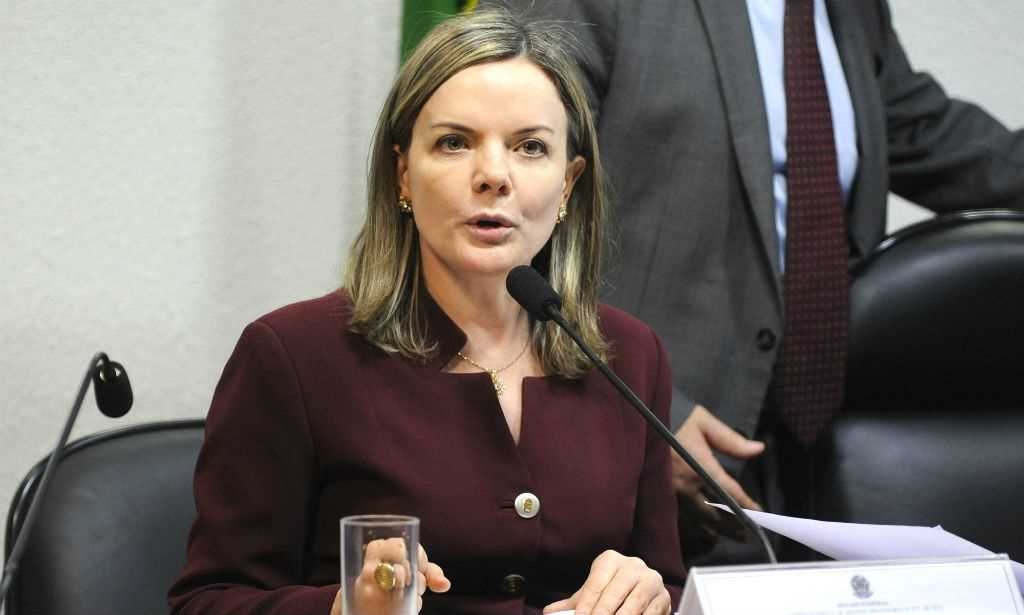 Fachin libera ação penal contra senadora Gleisi Hoffmann para revisão