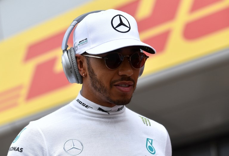Hamilton afirma que vaias na Alemanha foram incentivo
