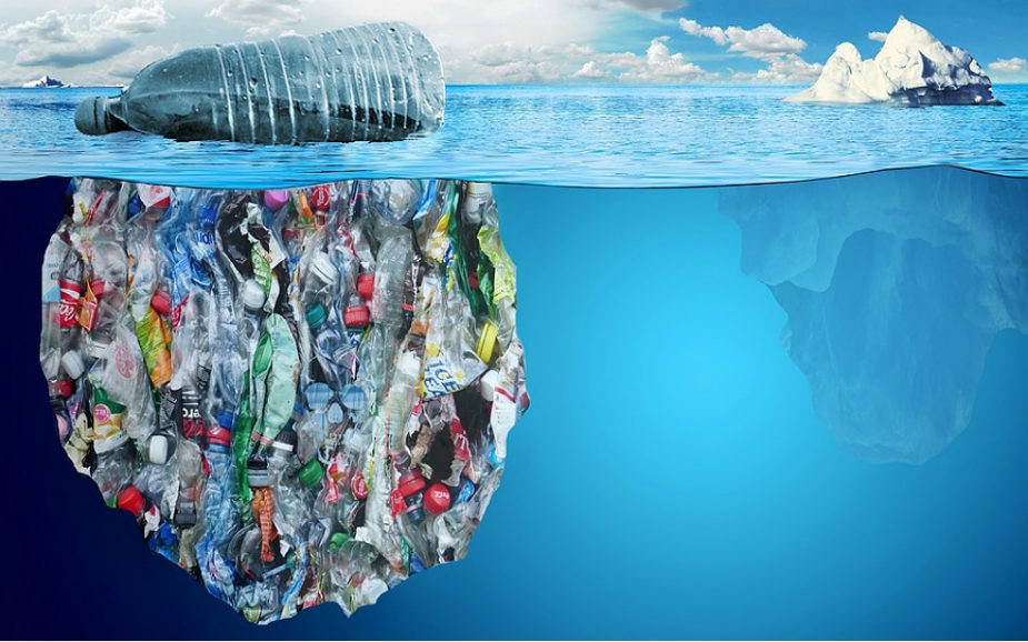 Quantos trilhões de objetos plásticos boiam nos oceanos?