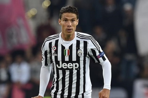 São Paulo tenta repatriar Hernanes