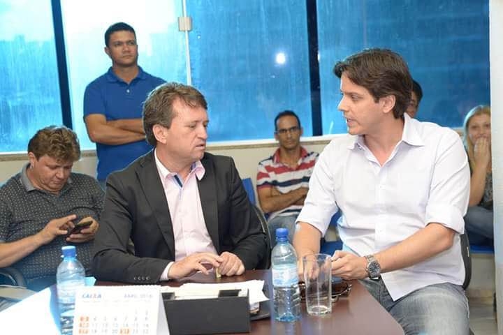  Caldas Novas recebe colégio militar