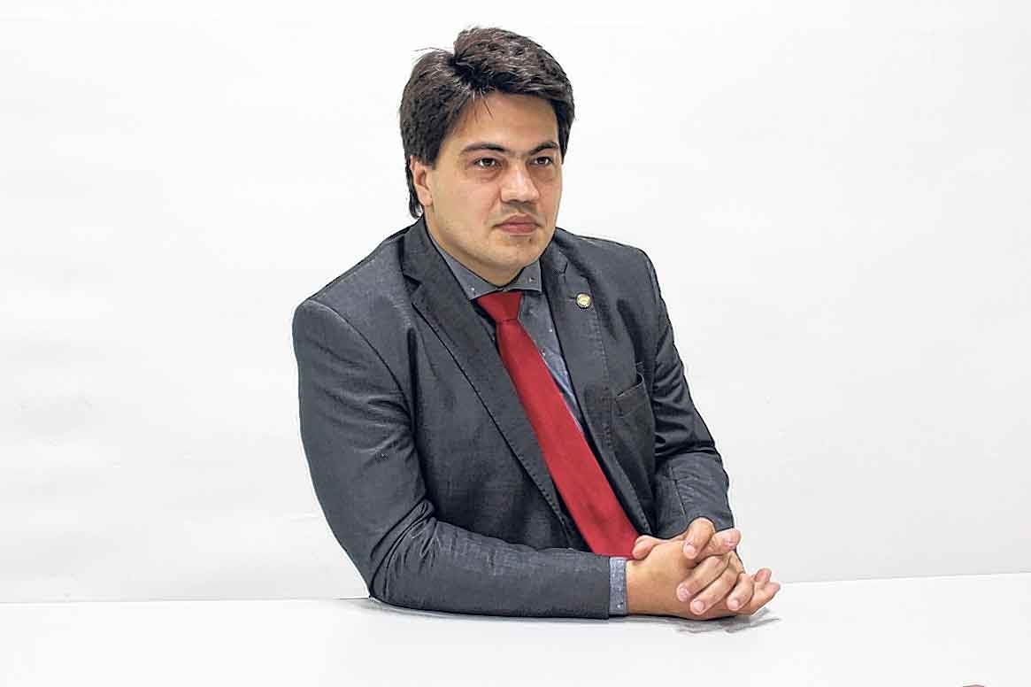 PTB quer Demóstenes no Congresso