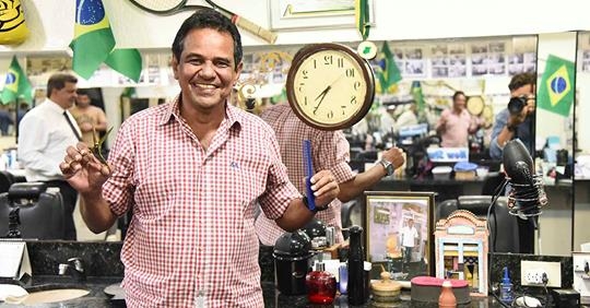 Ruimar Ferreira: comemorando  os 43 anos da New Star Barbearia