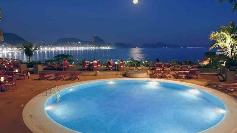 O túmulo Fasano – a graça e o charme do exclusivo Sofitel Copacabana…