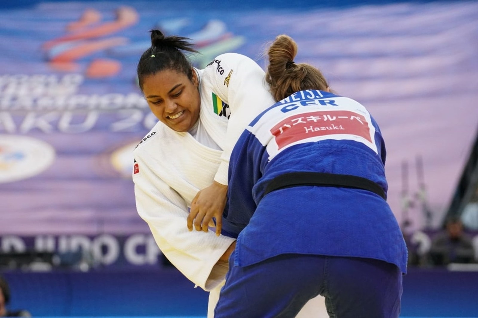 Brasileira perde disputa do bronze em último dia