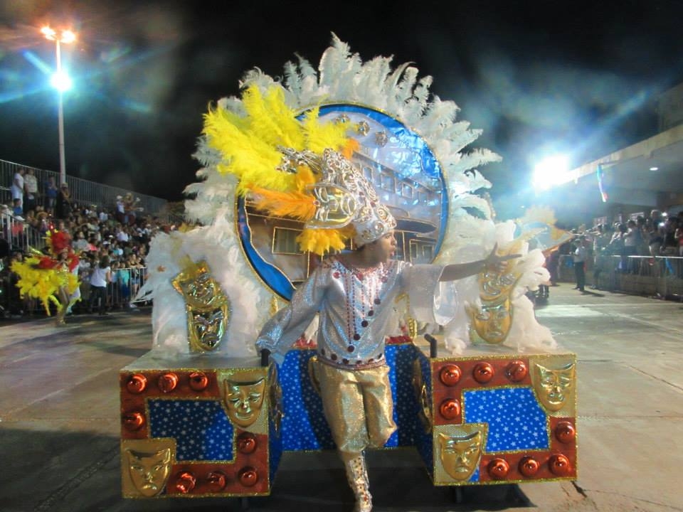 Festejos no último dia de Carnaval em Goiânia