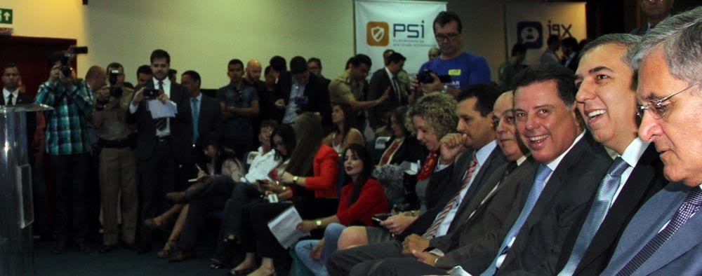 Marconi anuncia concursos para  bombeiros, delegados e fiscais do Procon