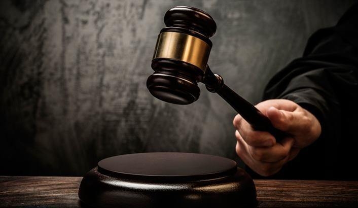 Homem vivo é declarado morto por tribunal