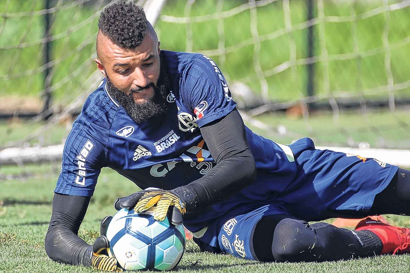 Muralha, obstáculo de desconfiança