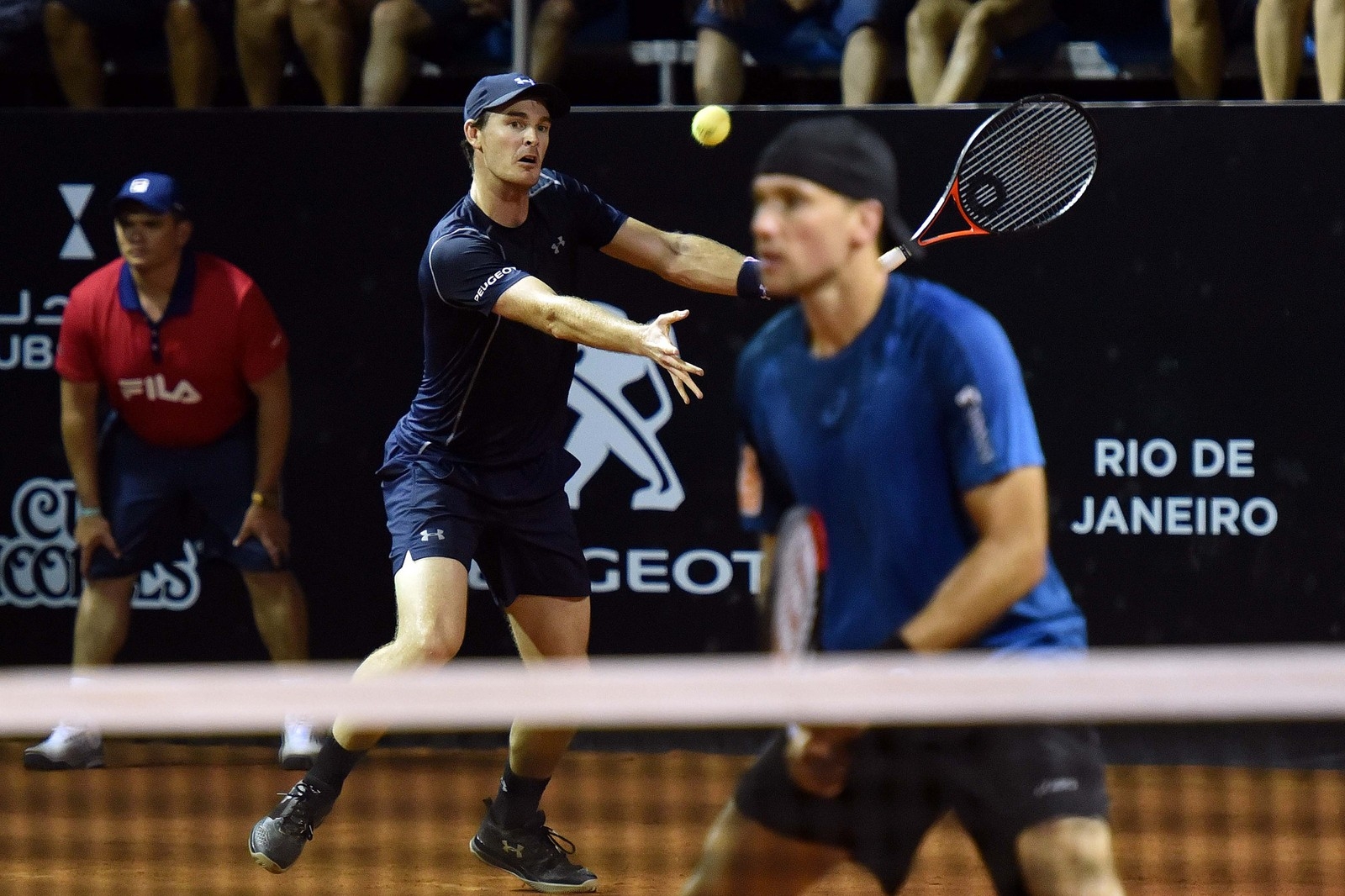 Soares e Murray garantem semi no Rio
