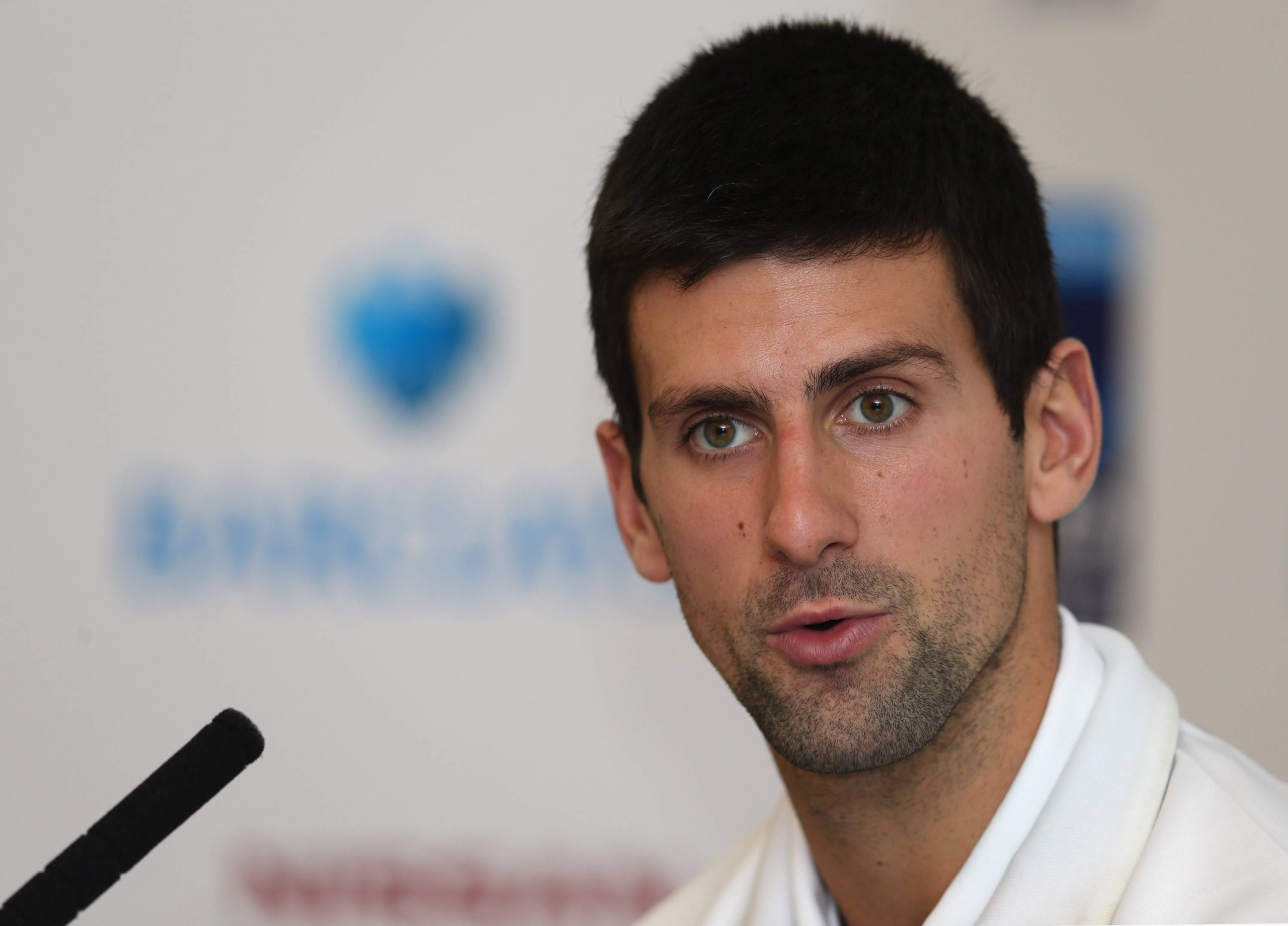 Belluci aplica pneu, mas leva virada de Djokovic