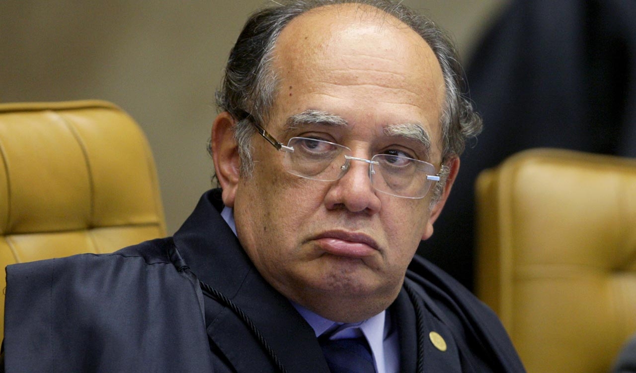 Bronca de  Gilmar Mendes