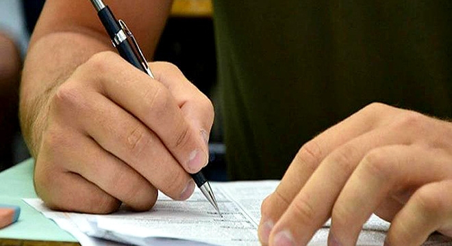 Por que processo seletivo e não concurso público?