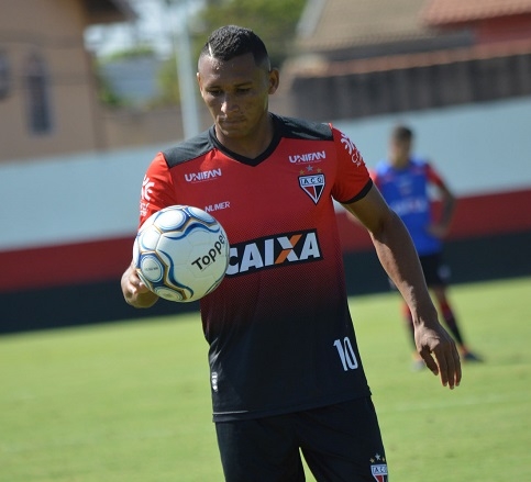 De olho no G-4, Dragão enfrenta adversário inédito
