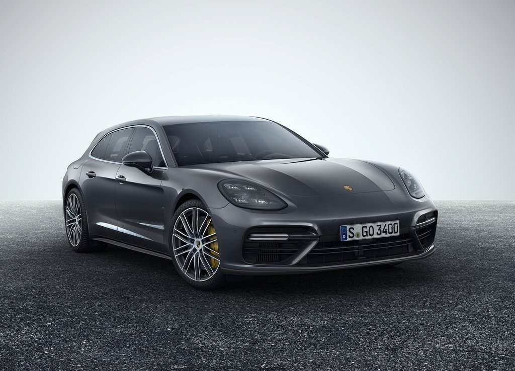 Porsche Panamera amplia família com a nova versão Sport Turismo