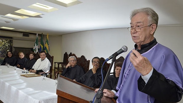 Duas lembranças do professor Geraldo Faria Campos