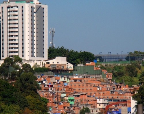 Quatro sombras afligem a realidade brasileira