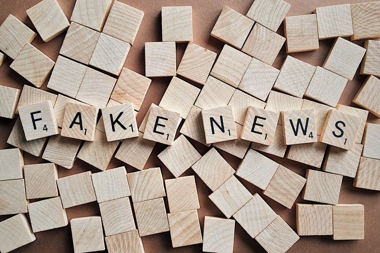 Sobre a força das fake news