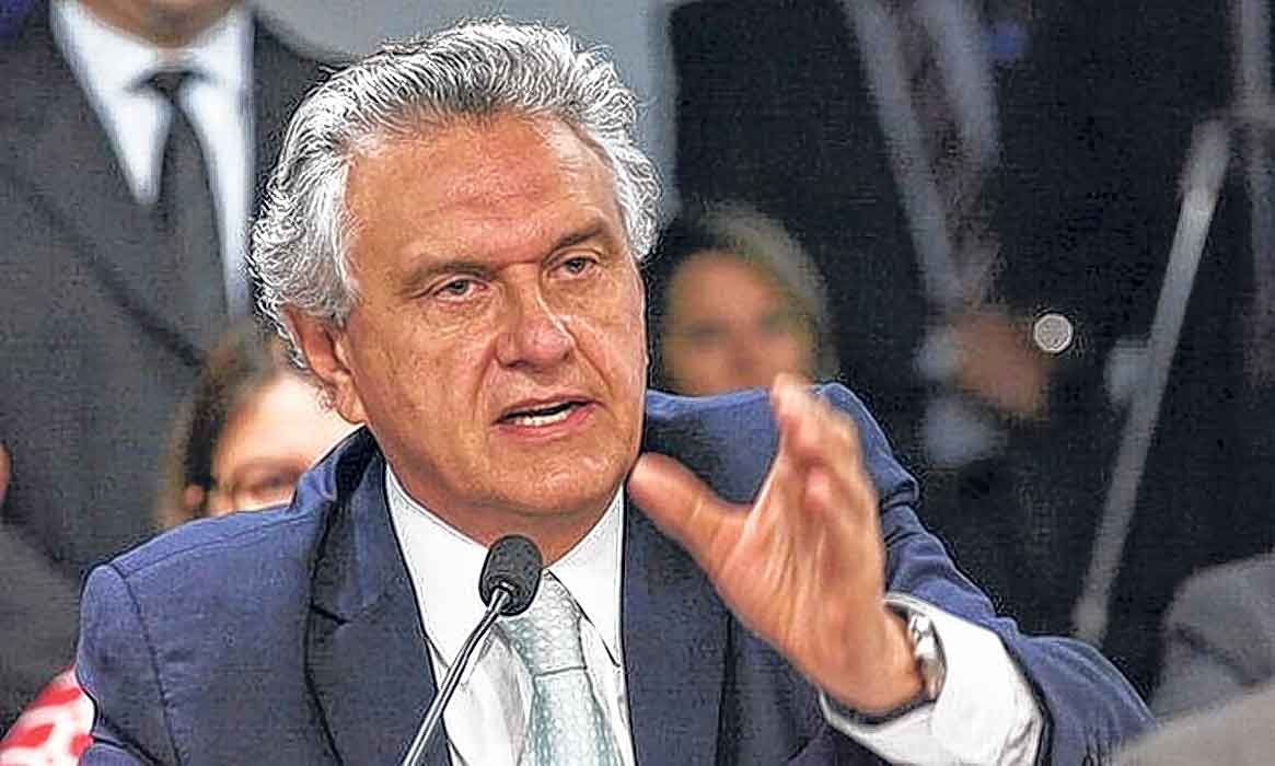 Ronaldo Caiado recebe prêmio como o melhor congressista de Goiás